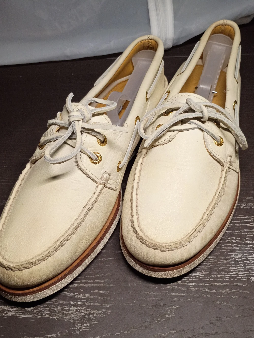 Sperry GOLD CUP Cream Leather Boat Shoes. Gold-Tone Eyelets. Men's 10M.